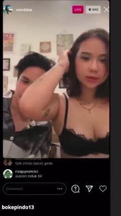 Wandaa yang lagi Viral Ratu Semalam Diajakin Parti sambil live ig. Ehh, akhirnya malah dibungkus bertigaa