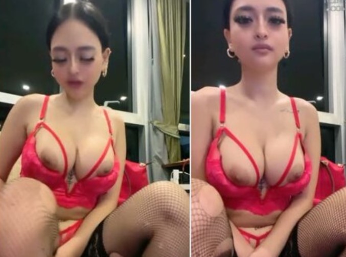 Oppylany Pamer Toket Jumbo Malah Jarang ML