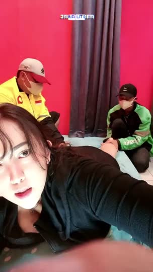 Live Host Momoshan Sewa Ojol Ijo dan Kuning – Join Tele @lupabelum