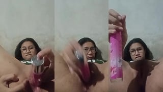 Anak Esemah Kacamata Colmek Pake Botol Parfum