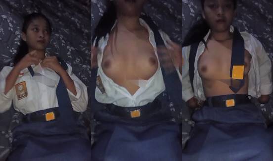 Bokep indo remas susu pelajar esempeh nakal