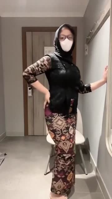 Ukhti kebaya hitam kacamata clmk 2 https://t.me/asupancolmek331