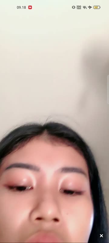Debby colmek di kamar mandi bilang capek host baru live mp4 00